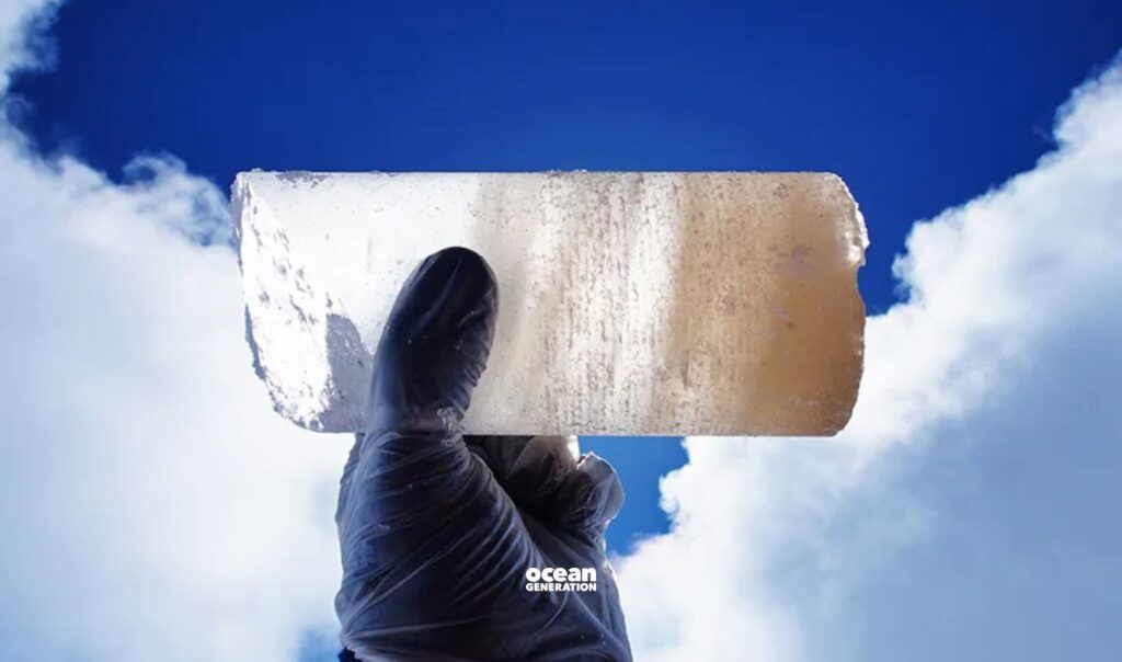 What-can-Antarctic-ice-cores-tell-about-the-climate